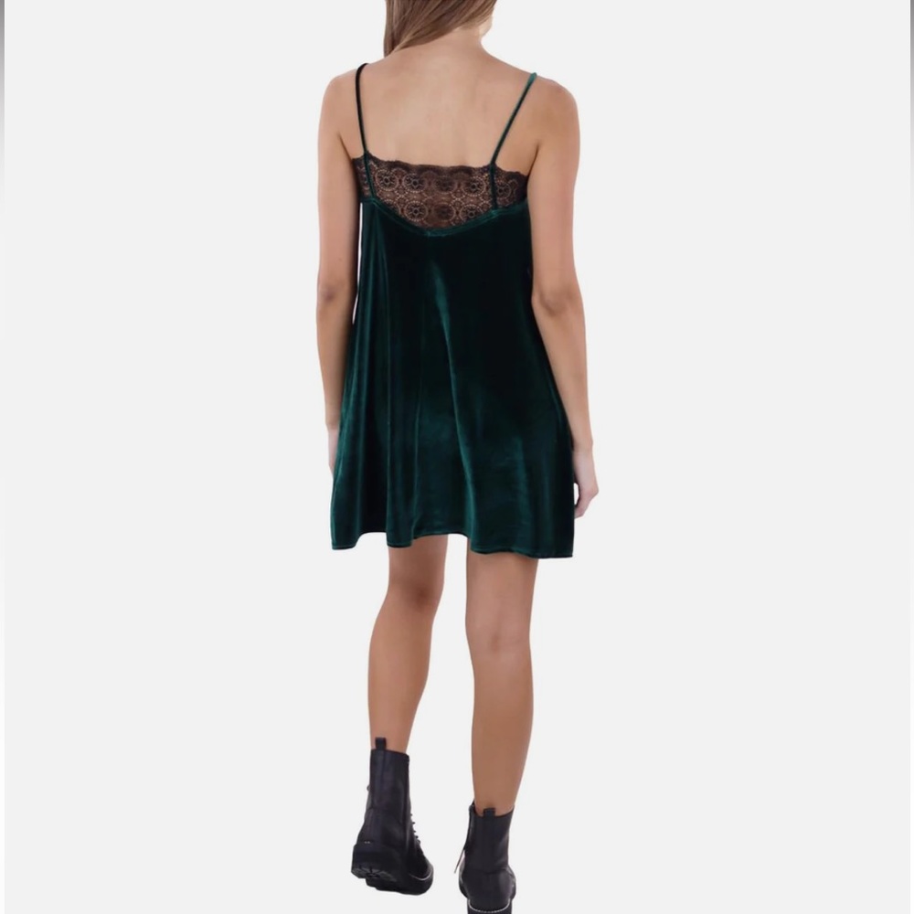 Anthropologie Velvet and Lace dress NWOT - Picture 2 of 2
